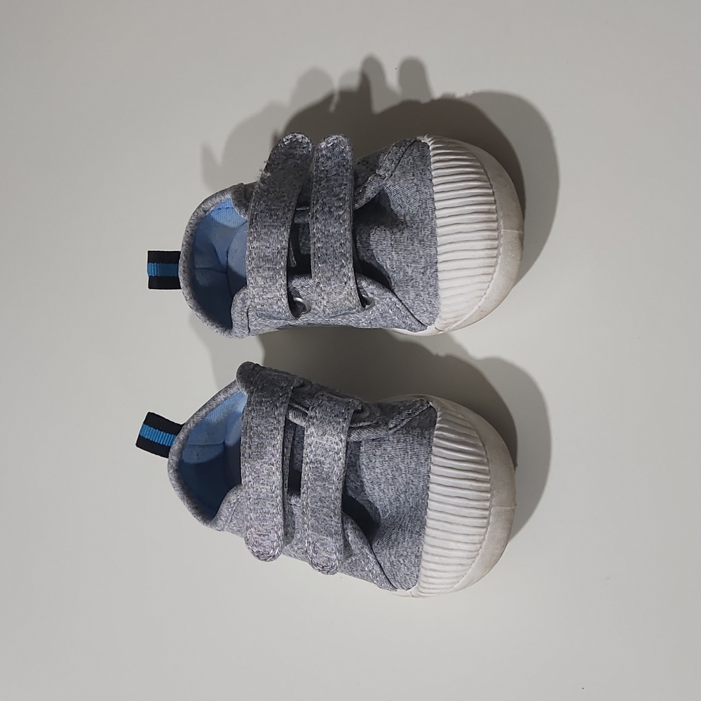 Toddler sneakers